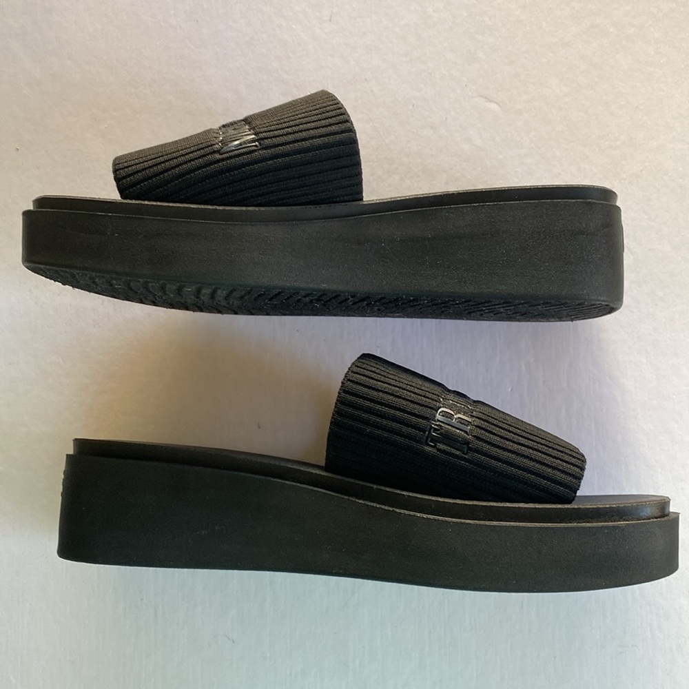 True Religion Black Jann Platform Slide Sandals Size 8.5 - Picture 7 of 11